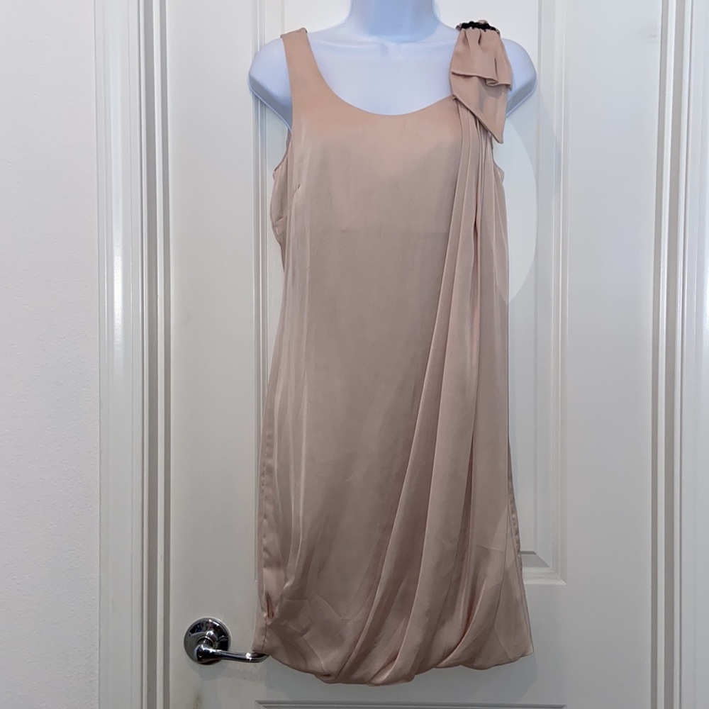New- H&M Blush Colored Bubble Hem Dress
